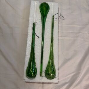 Beautiful Signature Homestyles Green Set of Hanging Hand Blown Ornaments In Box